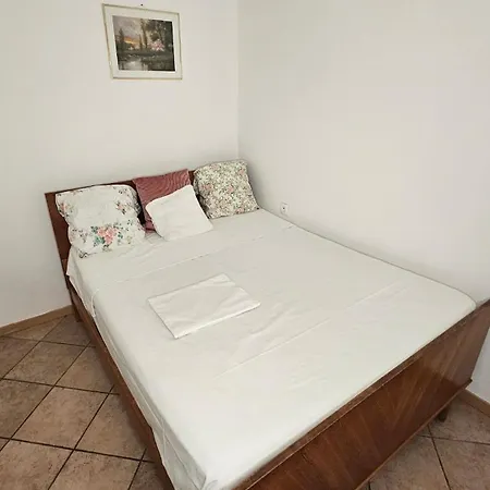 Guest house 3 Rue Maurice Utrillo