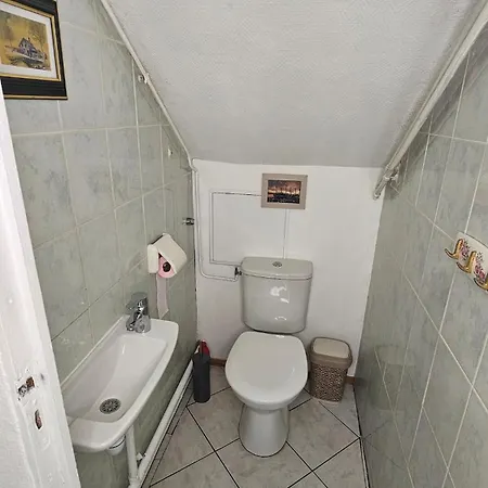 3 Rue Maurice Utrillo *