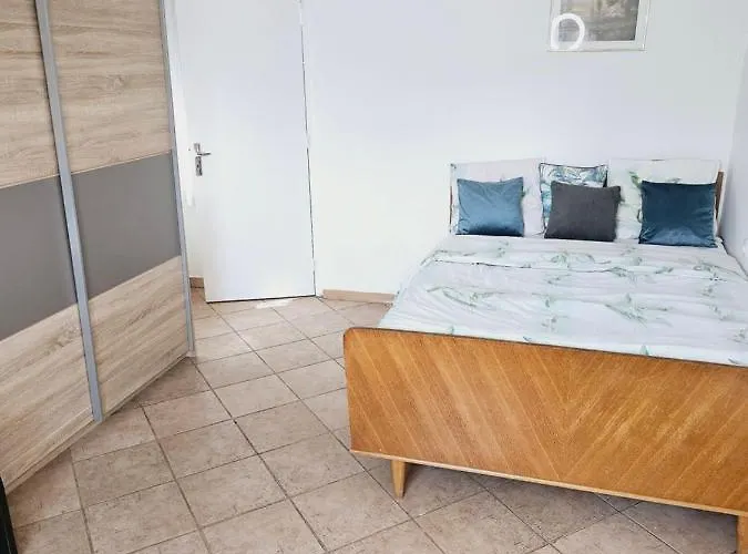 3 Rue Maurice Utrillo